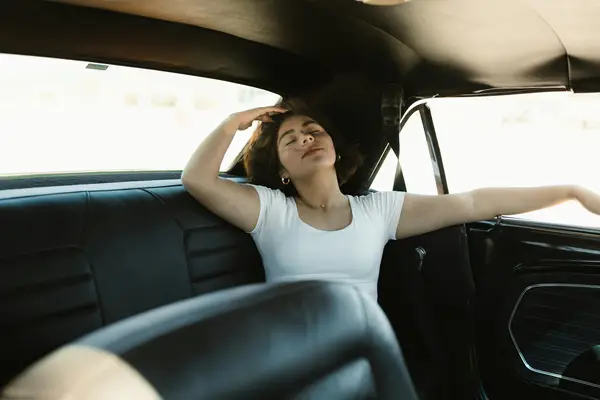 抖音短视频能赚钱吗?若能,如何赚钱?