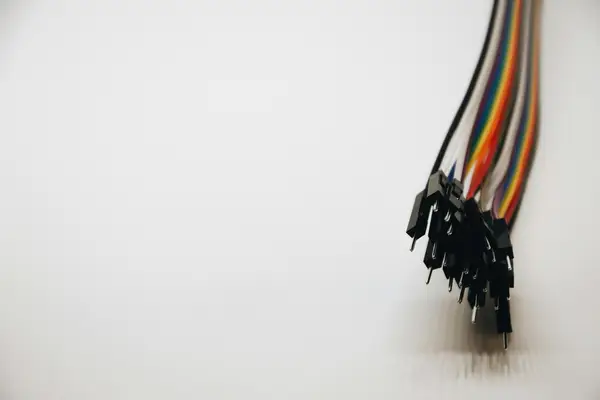 抖音永久封禁打客服电话有用吗?为何被封禁?