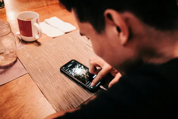 国外品牌入驻抖音有几种方式?抖音精选联盟入驻费用是多少?