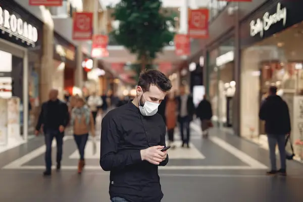 抖音玩游戏发视频赚钱