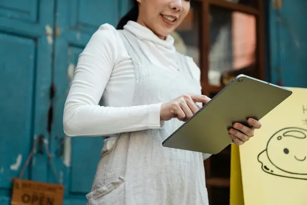 抖音号申请蓝V需要提供什么条件?怎么申请?