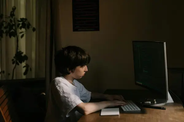 小红书海量内容背后的用户成长体系！