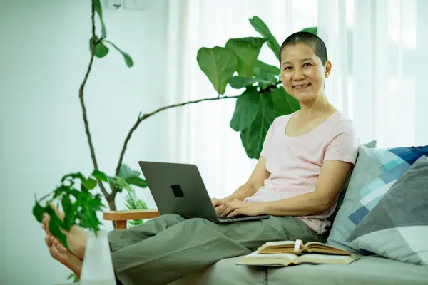 如何在抖音上直播带货？带货有什么好的方法传授？